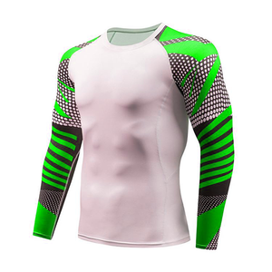 Créez votre propre rashguard à manches longues sur mesure, fabricant de rashguards personnalisés en sublimation, rashguards sur mesure pour hommes, rashguards en sublimation - Product Image 3