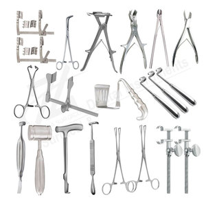 Juego de Instrumentos Quirúrgicos Profesionales de Acero Inoxidable para Hospitales - Product Image 1