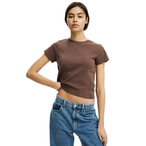 T-shirt court ajusté en coton et élasthanne pour femme avec logo personnalisé en strass de haute qualité, manches courtes - Product Image 4