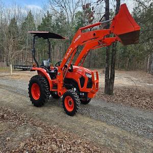 Tractor L2502HST 4x4 de 40HP, Entrega Rápida, Compre Hoy, Calidad Premium, Motor Compacto y Versátil, Confiable para Cualquier Sitio de Trabajo - Product Image 6