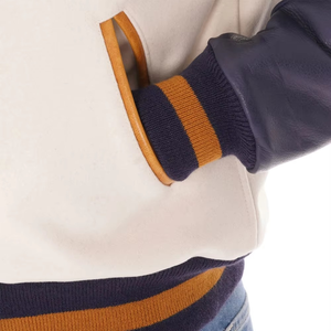 Veste universitaire de luxe pour homme en crème, manches en cuir, veste Letterman personnalisée, boutons contrastés, style universitaire, veste bomber streetwear - Product Image 4