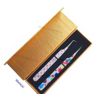 Pinces à cils personnalisées à pointe en fibre, marque privée, lot de 2 pinces à cils à 90 degrés pour extensions de cils, boîte en vrac avec logo - Product Image 1