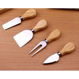 Cuillère à thé argentée en acier inoxydable de haute qualité nouveau design avec poignée en forme de coeur ensemble de couverts d'aspect royal pour les mariages maison hôtel - Product Image 6