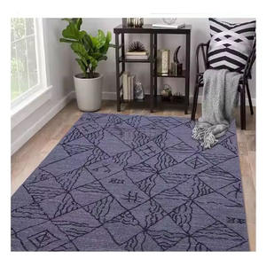 Design moderne aspect attrayant 100% laine et coton tapis de sol brodés faits à la main pour les acheteurs en gros - Product Image 1