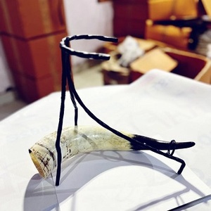 High Quality Polished Carved Buffalo Horn Tankard Animal-Style Drinking Horn <b>Mug</b> with Leather Strap Features Floral Design - Product Image 3