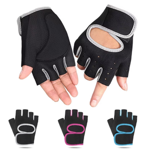 Guantes de Gimnasio Personalizados con Logotipo, de Cuero, Antideslizantes, Impermeables, de Medio Dedo, para Levantamiento de Pesas, Unisex, con Empaque Personalizado - Product Image 4