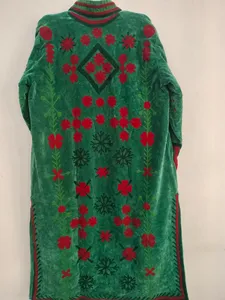Elegant <b>Women</b> Green <b>Velvet</b> Suzani Long <b>Jacket</b> Floral Embroidered Full Sleeve Stand Collar Bohemian Ethnic Style Winter Outerwear - Product Image 4