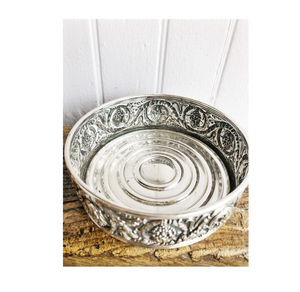 Sous-verre personnalisé fait main, design unique, moderne et élégant pour comptoir d'hôtel et de restaurant, en aluminium, pour bouteille de vin. - Product Image 1