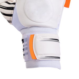 Wholesale High Quality <b>Leather</b> Breathable Professional <b>Football</b> Gloves Best Selling Lightweight Solid Color Goalkeeper Gloves - Product Image 4