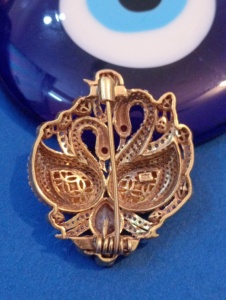 Broche Paon Vintage en Argent 925 Doré, Bijoux Amaira, Cristaux Taillés Poire, Strass, Pierre Centrale Rouge, Design Animal, Unisexe - Product Image 5
