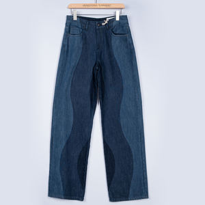 Jean pour homme de style décontracté moderne, coupe large, design décontracté, denim bleu foncé avec motif laser color-block - Product Image 3