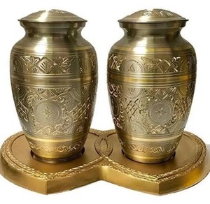 Urna Funeraria de Latón Verde con Flores Grabadas, Estilo Americano, de Alta Calidad, para Cenizas Humanas, 200 Pulgadas Cúbicas - Product Image 5