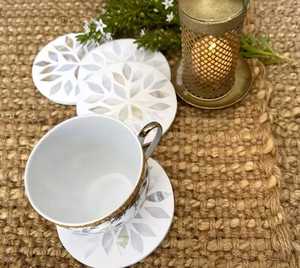 Sous-verres en résine avec coquillages marins véritables et sable de plage, décoration nautique et côtière, protège-tables pour canettes de bière froide et verres à jus - Product Image 5