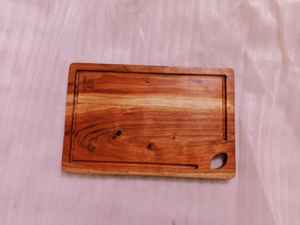 Tabla de cortar de madera maciza de acacia, gruesa, para uso en la cocina. - Product Image 2