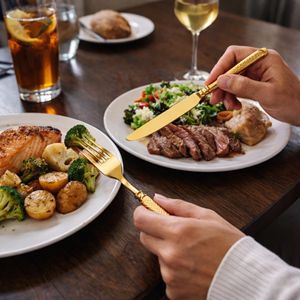 Couverts et ustensiles de table en acier inoxydable de luxe, ensembles de vaisselle personnalisés de haute qualité, adaptés aux hôtels, restaurants et services de traiteur - Product Image 5