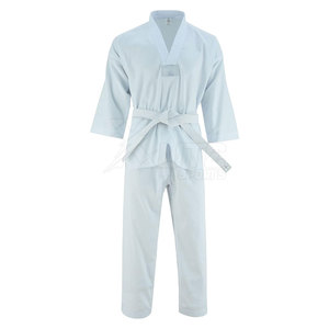 Uniforme de Taekwondo Classique pour Hommes, Tissu Respirant, Logo Personnalisable sur le Devant, Idéal pour l'Entraînement Scolaire et en Club - Product Image 3