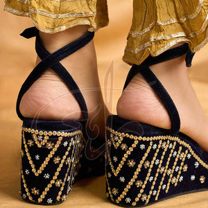 OEM Service Fashion Trend Heel Lightweight Genuine Leather Velvet Customizable High Quality Anti-Slippery Printed <b>Slides</b> All - Product Image 3