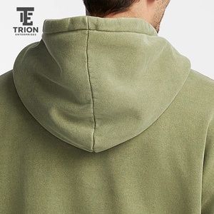 Sweat à capuche délavé pour homme, manches classiques, couleur unie, style décontracté, avec broderie de logo personnalisée et impression numérique - Product Image 6