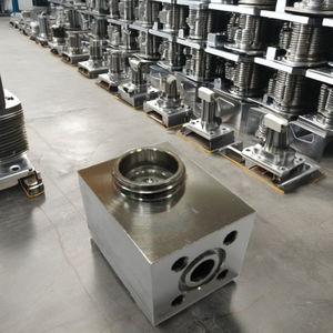 อะไหล่เครื่องจักรกลคุณภาพสูง 4 ชิ้น อะไหล่ไฮดรอลิกไต้หวัน รุ่น 6HH1 สภาพใหม่ เกลียวท่อแบบ National Pipe Thread แบบเรียว 6 ชิ้น อะไหล่เครื่องยนต์ - Product Image 1