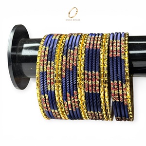 Pulseras de Moda para Niños, de Acero Inoxidable Chapado en Oro Azul con Cristales, Directo de Fábrica, Premium para Boutiques, Tiendas de Regalos, Venta al Por Mayor - Product Image 6