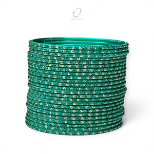 Brazaletes Modernos de Acero Inoxidable Color Verde Mar para Mujer, con Diseño Brillante y Baño de Oro, Joyería India a Precio de Mayoreo - Product Image 4