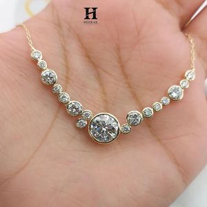 Collier élégant en or 14 carats avec diamants sertis en grappe, bijoux fins minimalistes - Product Image 4