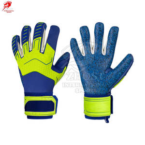Professional Level Grip Goalkeeper Gloves For Wet Weather Matches All Condition Control Equipment For <b>Elite</b> Leagues - Product Image 3