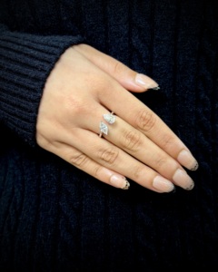 Bague à deux pierres en diamant de laboratoire taille Poire et taille Marquise Toi et Moi, Or 10K, Vente en gros, Fabricant et Fournisseur de Bijoux Fins OEM - Product Image 1