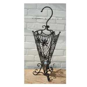 Soporte cilíndrico de lujo de malla de alambre de latón para sombrillas y organizador de bastones con detalles de borlas, venta al por mayor - Product Image 3
