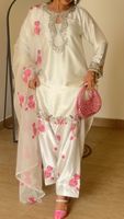 Ensemble 3 pièces haut de gamme en satin japonais, comprenant un salwar farshi et un dupatta, avec broderie et travail de sequins, en organza de soie de 2,30 mètres, prêt-à-porter ethnique.