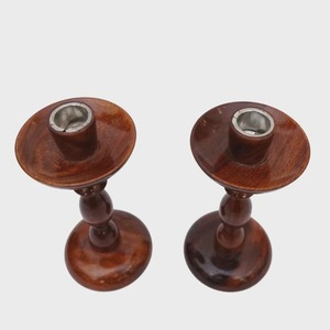 Candélabre en bois élégant avec support en fer pour bougies, idéal pour Noël et les fêtes d'anniversaire, durable et écologique, décoration d'intérieur - Product Image 5