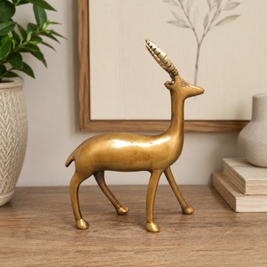 Sculpture de renne en métal doré faite à la main SHUBHAM, figurine animale moderne, décoration de table pour la maison, le bureau, cadeau de Noël, moulage - Product Image 5