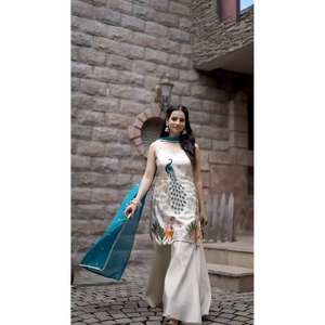 Vêtements indiens et pakistanais de créateur pour la fête Top Bottom et ensemble Dupatta - Product Image 2