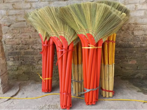 Eco2go Vietnam Eco-Friendly Natural Grass Broom Long Wooden Handle | Durable Heavy Duty Portable Flagged Bristle Sweeping Broom - Product Image 4