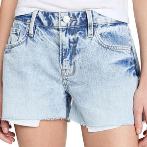 Shorts en jean pour femmes, de haute qualité, avec logo personnalisé imprimé, style léger, décontracté et sexy - pour l'été, prix de gros avec personnalisation - Product Image 3