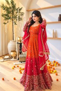 Ensemble de robe pour femmes en faux georgette de qualité supérieure, brodée de paillettes, imprimé numérique, réversible, séchage rapide, toutes saisons - Product Image 1