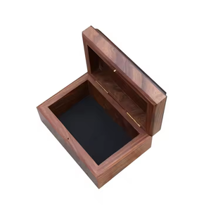 Cofre de Madera Artesanal de Crescent Crafts - Product Image 4