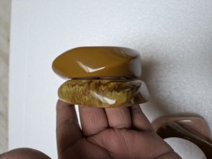 Brazaletes de Resina Epoxi Hechos a Mano Ecológicos, Brazalete de Resina de Diseño de Color Natural para Mujer, Joyería para Fiestas, Venta al por Mayor - Product Image 3