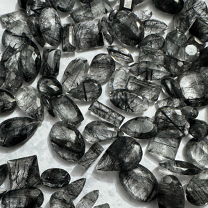 อัญมณีหลวมเจียระไนขนาดธรรมชาติสีดำไม่ซ้ำใครสำหรับดีไซน์เครื่องประดับตามสั่ง - Product Image 1