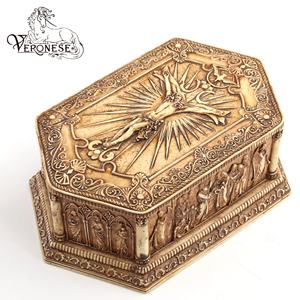 Caja de Joyería con Diseño Religioso de Jesús en la Cruz, Pintada a Mano, Decoración de Lujo para el Hogar, Artesanía de Resina - Product Image 1