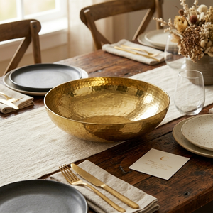Cuenco de oro martillado de lujo, plato decorativo de metal hecho a mano para centro de mesa, elegante, duradero, perfecto para regalos de boda. - Product Image 4