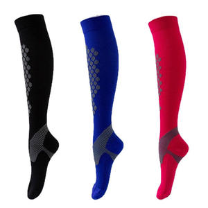 Chaussettes de compression montantes en nylon pour l'entraînement et le sport, techniques tricotées, style décontracté, pour hommes et femmes - Product Image 4