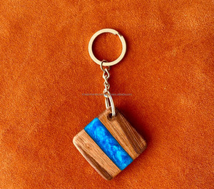 พวงกุญแจแฟนซียูนิคอร์นน่ารักนางเงือกและนางฟ้าอุปกรณ์เสริมธีมแฟนตาซีที่น่ารักเหมาะสำหรับเด็กวัยรุ่นของขวัญและใช้ในชีวิตประจำวัน - Product Image 1