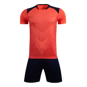 Uniforme de Fútbol Profesional para Equipos con Tela de Fácil Cuidado y Diseño de Ajuste Perfecto - Product Image 1