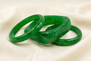 กำไลเรซิ่นทำมือรักษ์โลก ลายวงกลม สีชมพู ขาว เหลือง สีสันสดใส เครื่องประดับแฟชั่นสำหรับผู้หญิง ใช้ในงานคริสต์มาส ขายปลีก - Product Image 6