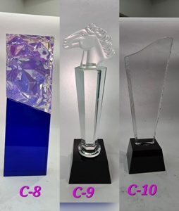 Trofeo Obelisco de Cristal Modelo C5 con Base Negra Grabado con Láser para Colección de Regalos Empresariales - Product Image 5