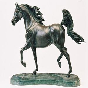 Mesa de Centro de Aluminio Fundido con Diseño de Caballo para Hogares Clásicos y Modernos con Elegante Textura Metálica - Product Image 3