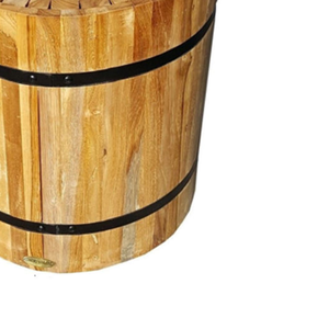 Meubles de table en teck écologiques au style moderne, adaptés à une utilisation en extérieur, robustes et durables. - Product Image 4