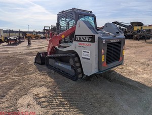 Cargadora compacta de orugas Takeuchi TL12R2 usada 2023 de alto flujo para trabajos de construcción y terreno - Product Image 4