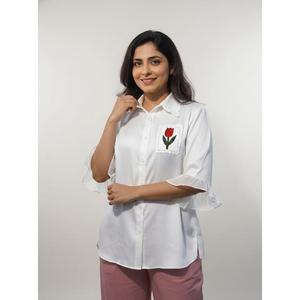 Chemise classique en coton pour femmes, boutonnée, manches courtes, décontractée, pour le bureau et tous les jours - Product Image 1